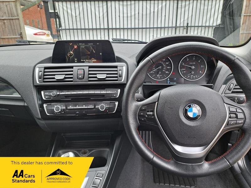 BMW 1 SERIES
