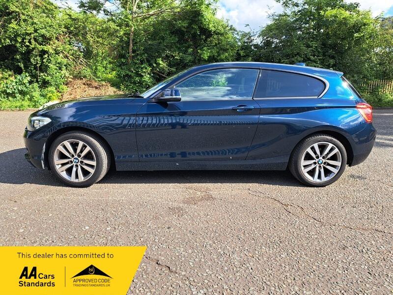 BMW 1 SERIES