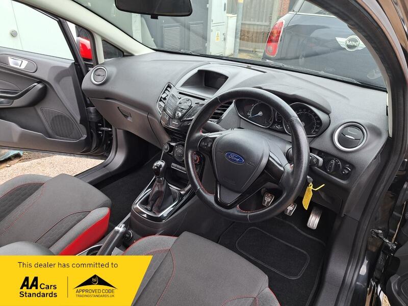 FORD FIESTA
