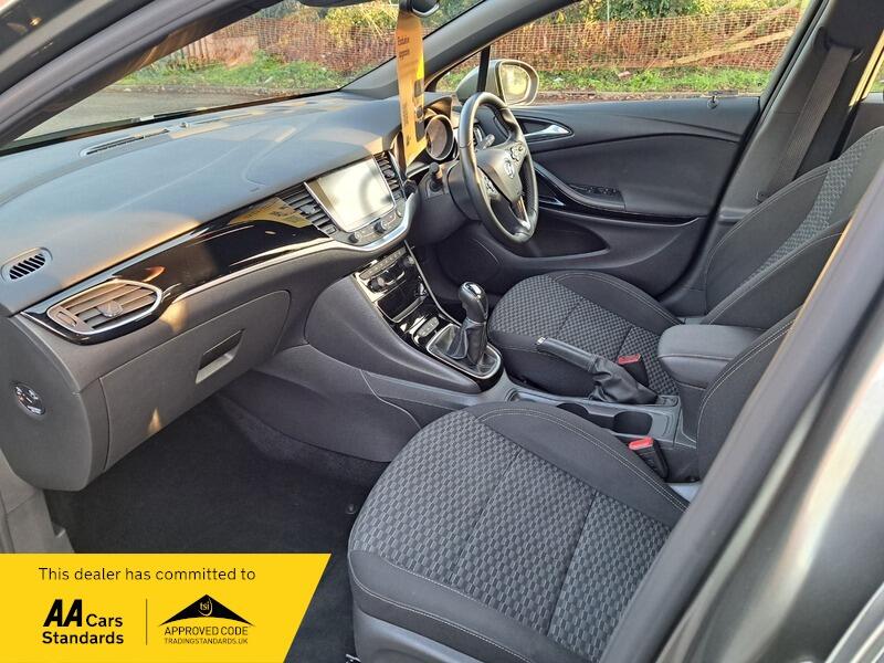 VAUXHALL ASTRA