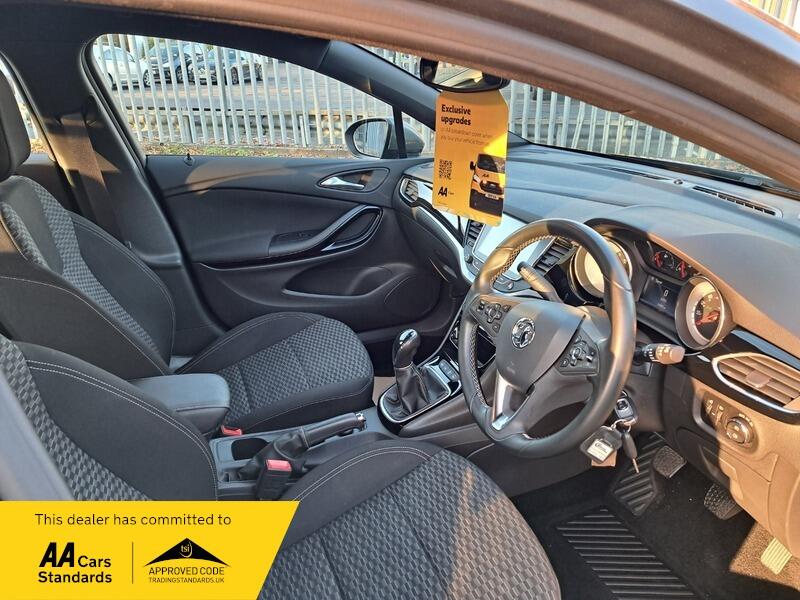VAUXHALL ASTRA
