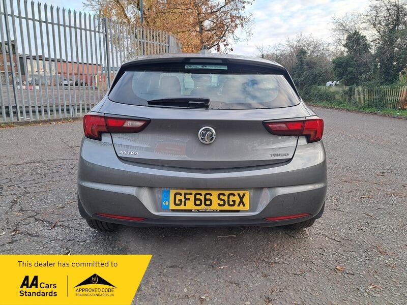 VAUXHALL ASTRA